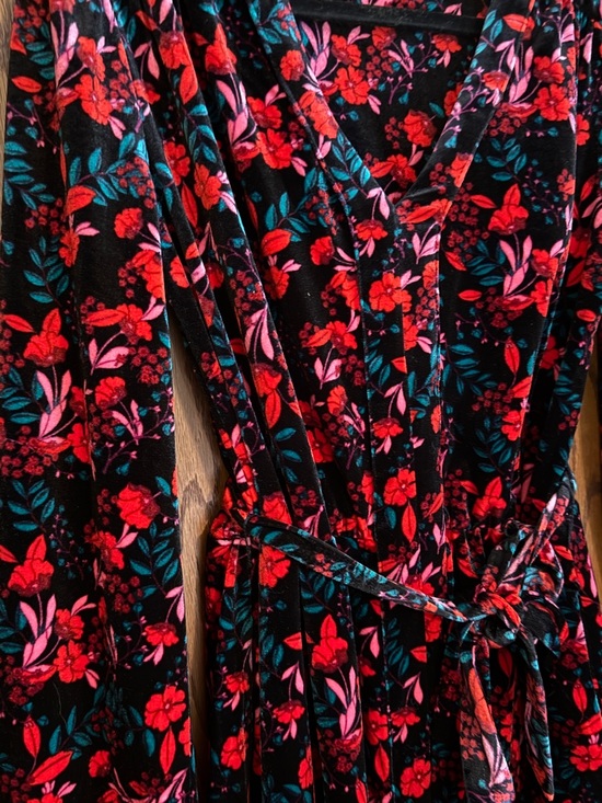 Draper James Velvet Floral Dress Medium Long Sleeve Tie Waist - Picture 4 of 9